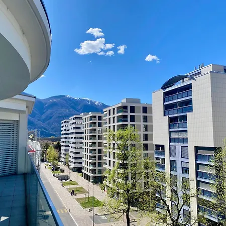 Holliday Penthouse Daire Locarno